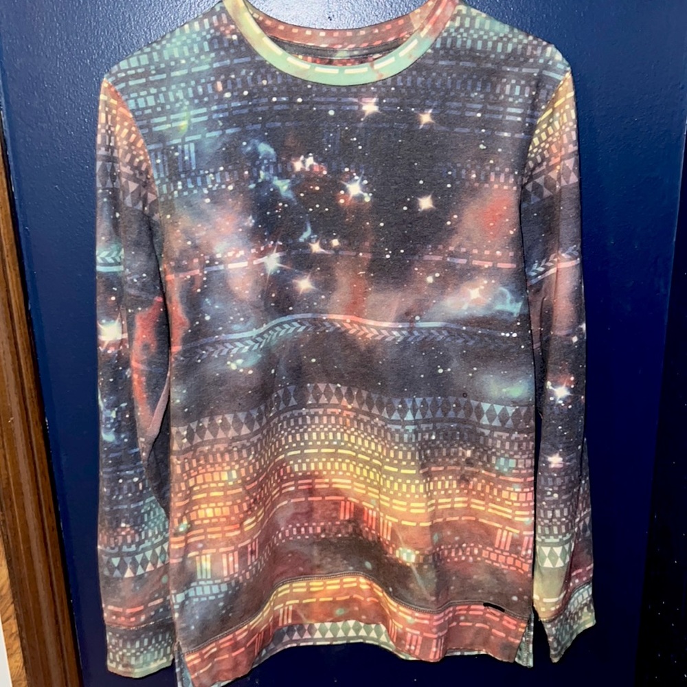 Long-sleeve shirt